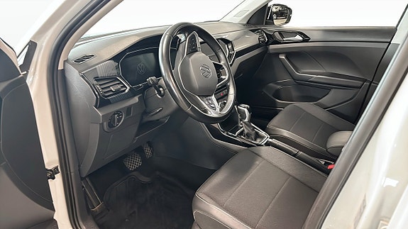 Volkswagen T-Cross 7 of 12