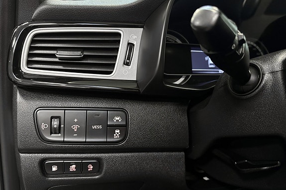Kia Niro 10 of 15