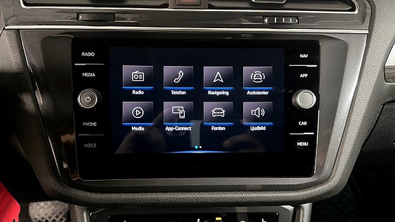 Volkswagen Tiguan Allspace 9 of 12