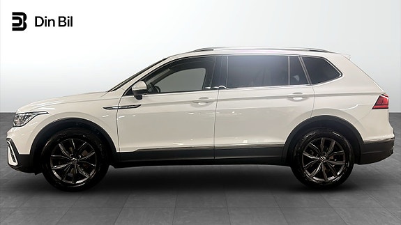 Volkswagen Tiguan Allspace 2 of 12