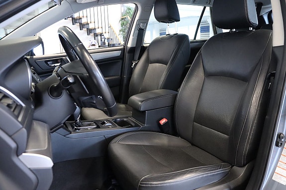 Subaru Outback 12 of 18