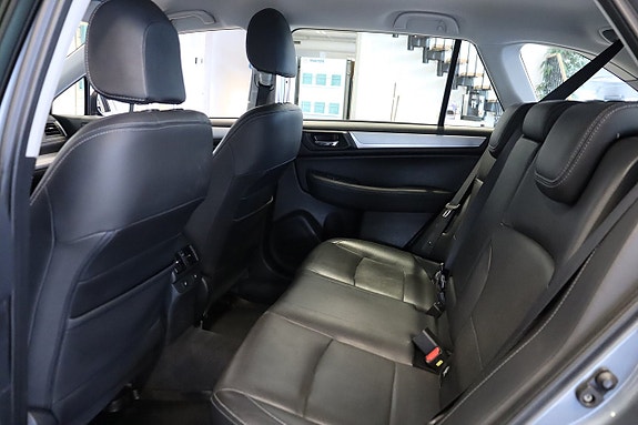 Subaru Outback 16 of 18
