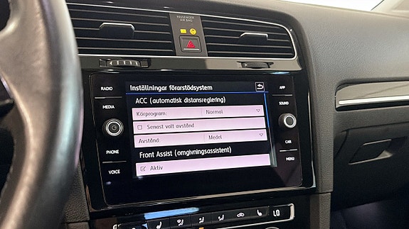 Volkswagen Golf I 14 of 21