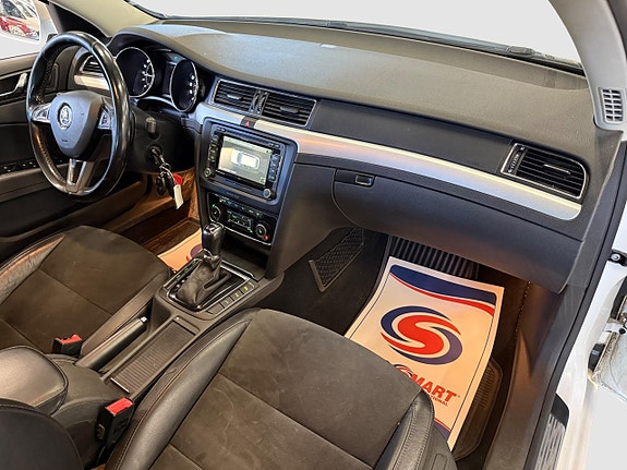 Skoda Superb 17 of 18