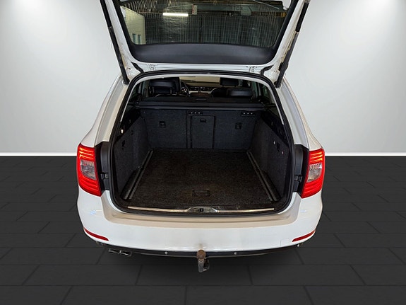 Skoda Superb 6 of 18