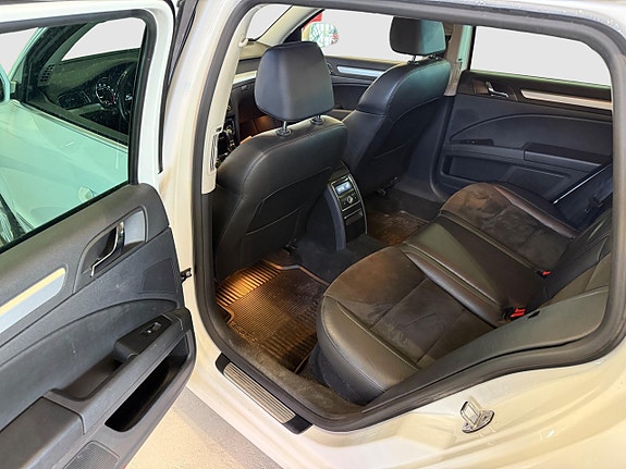 Skoda Superb 10 of 18