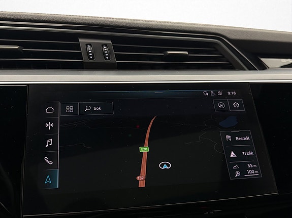 Audi e-tron 24 of 30