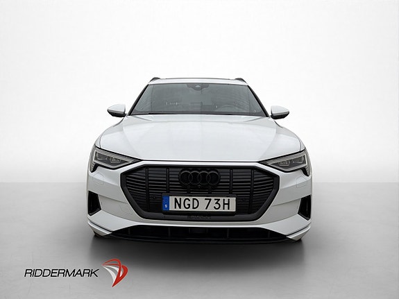 Audi e-tron 3 of 30