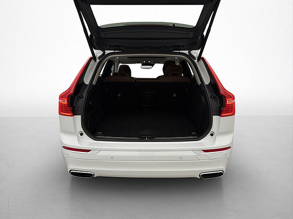 Volvo XC60 12 of 30