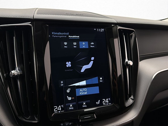 Volvo XC60 25 of 30