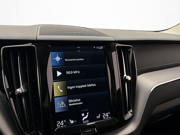 Volvo XC60 24 of 30