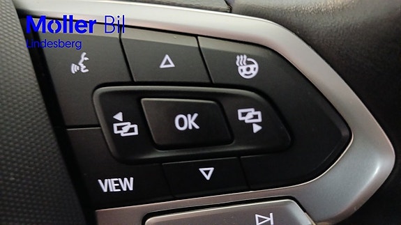 Volkswagen T-Roc 24 of 24