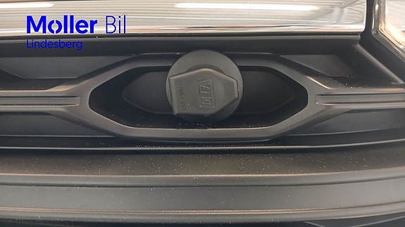 Volkswagen T-Roc 17 of 24