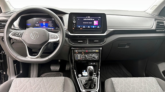 Volkswagen T-Cross 10 of 12