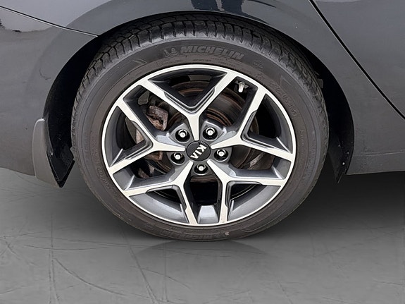Kia Ceed 27 of 28