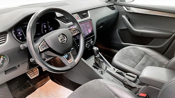 Skoda Octavia 7 of 12