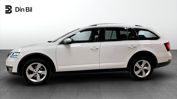 Skoda Octavia 2 of 12