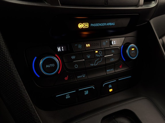 Ford Transit Connect 23 of 30