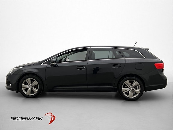 Toyota Avensis 4 of 23