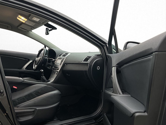 Toyota Avensis 12 of 23