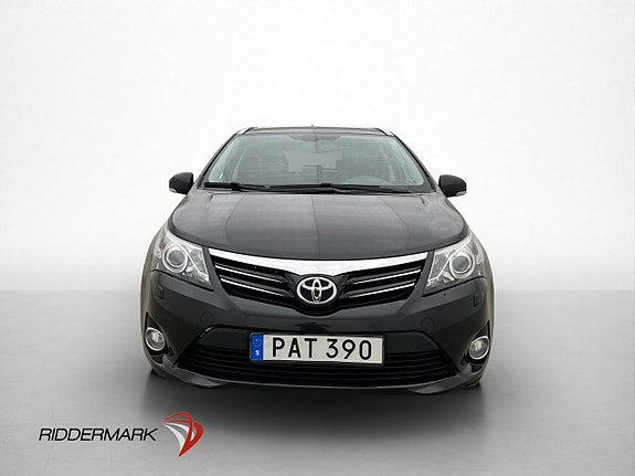 Toyota Avensis 2 of 23
