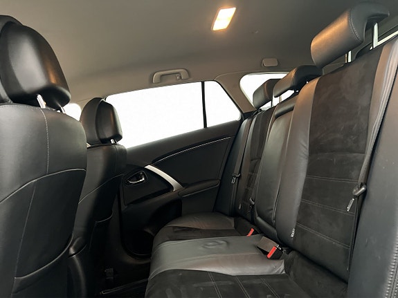 Toyota Avensis 13 of 23