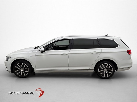 Volkswagen Passat 4 of 25