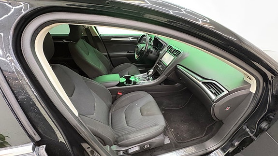 Ford Mondeo 20 of 22