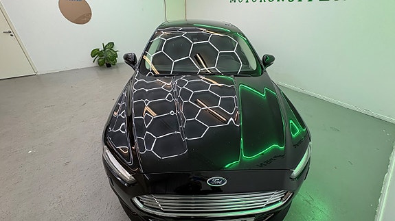 Ford Mondeo 12 of 22