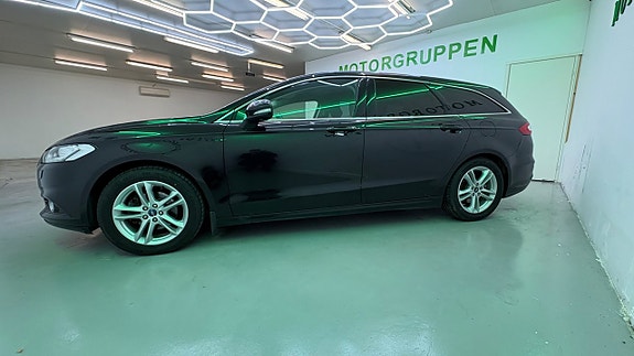 Ford Mondeo 9 of 22