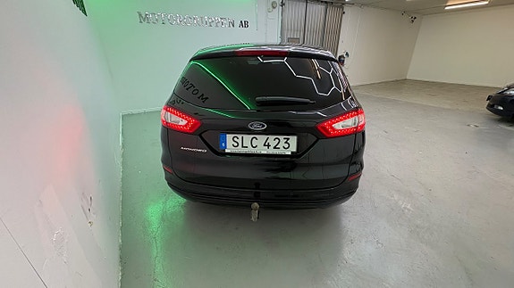 Ford Mondeo 14 of 22