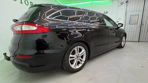 Ford Mondeo 8 of 22