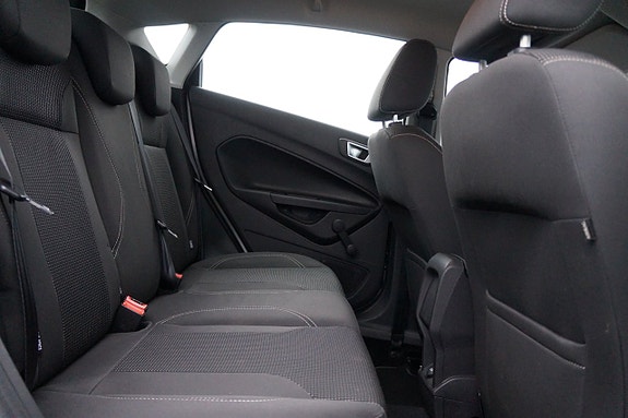 Ford Fiesta 10 of 14