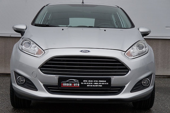 Ford Fiesta 2 of 14