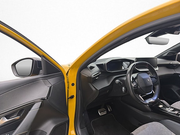 Peugeot e-208 10 of 30