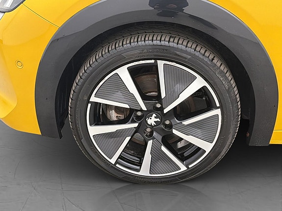 Peugeot e-208 29 of 30