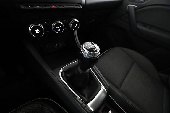 Renault Captur 24 of 30