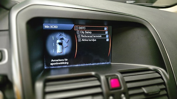 Volvo XC60 20 of 27