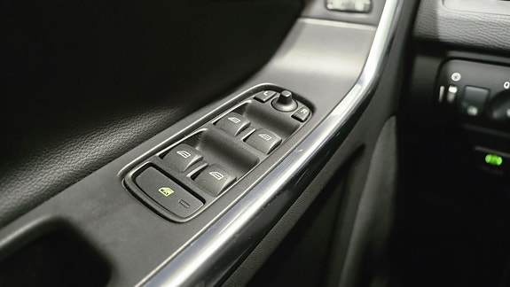 Volvo XC60 26 of 27
