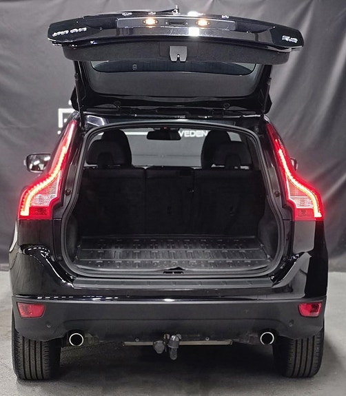 Volvo XC60 7 of 27