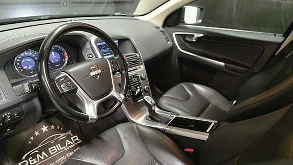 Volvo XC60 9 of 27