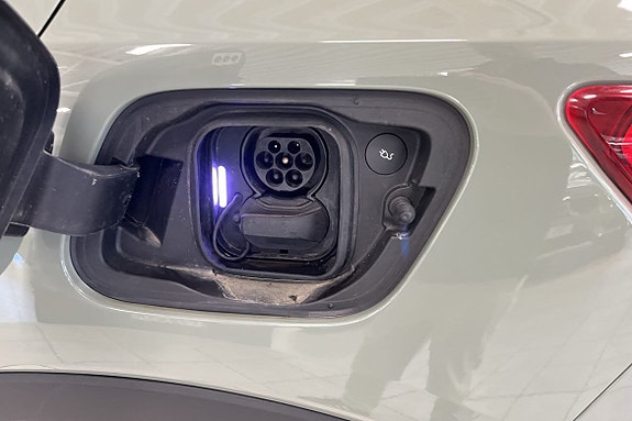 Volvo XC40 11 of 17
