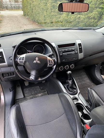 Mitsubishi Outlander 7 of 8