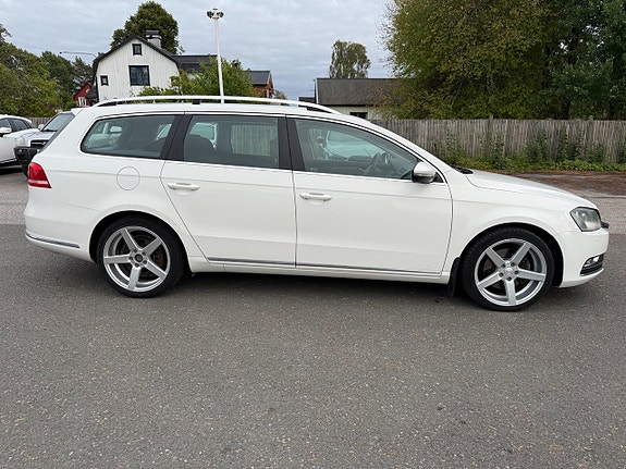 Volkswagen Passat 7 of 16