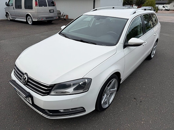 Volkswagen Passat 3 of 16