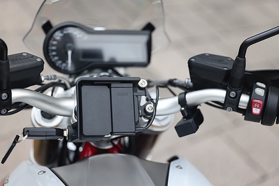 BMW R1200R | Vit | Toppbox* 5 of 14
