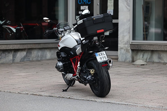 BMW R1200R | Vit | Toppbox* 13 of 14