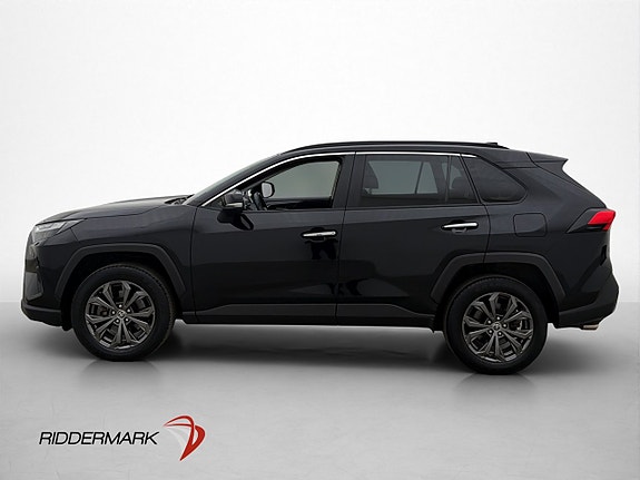 Toyota RAV4 4 of 30