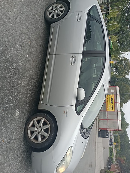 Toyota Prius 11 of 11