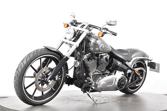 Harley-Davidson FXSB103 Softail Breakout ABS Nyservad 3 of 18